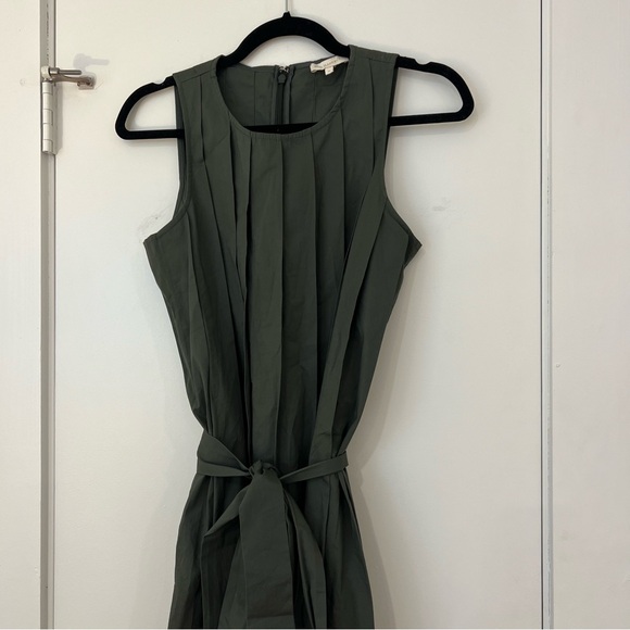 Ann Mashburn Pleated Midi Dress with Belt Tie - Picture 3 of 15